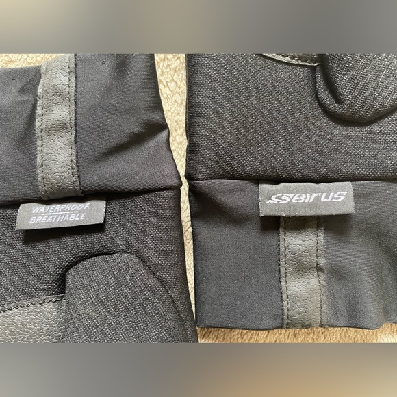 Seirus Xtreme Hyperlite Gloves - Picture 3 of 6